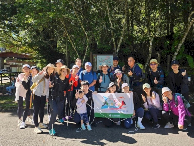 登山社活動- 稍來山